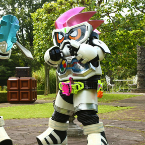 toei-ex-aid-p-page-ep2-scene-ss.jpg